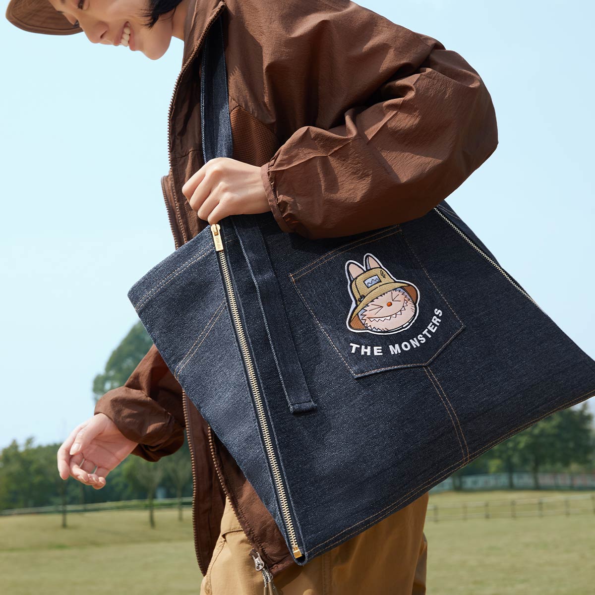 THE MONSTERS FALL IN WILD SERIES-Denim Apron Bag - POP MART