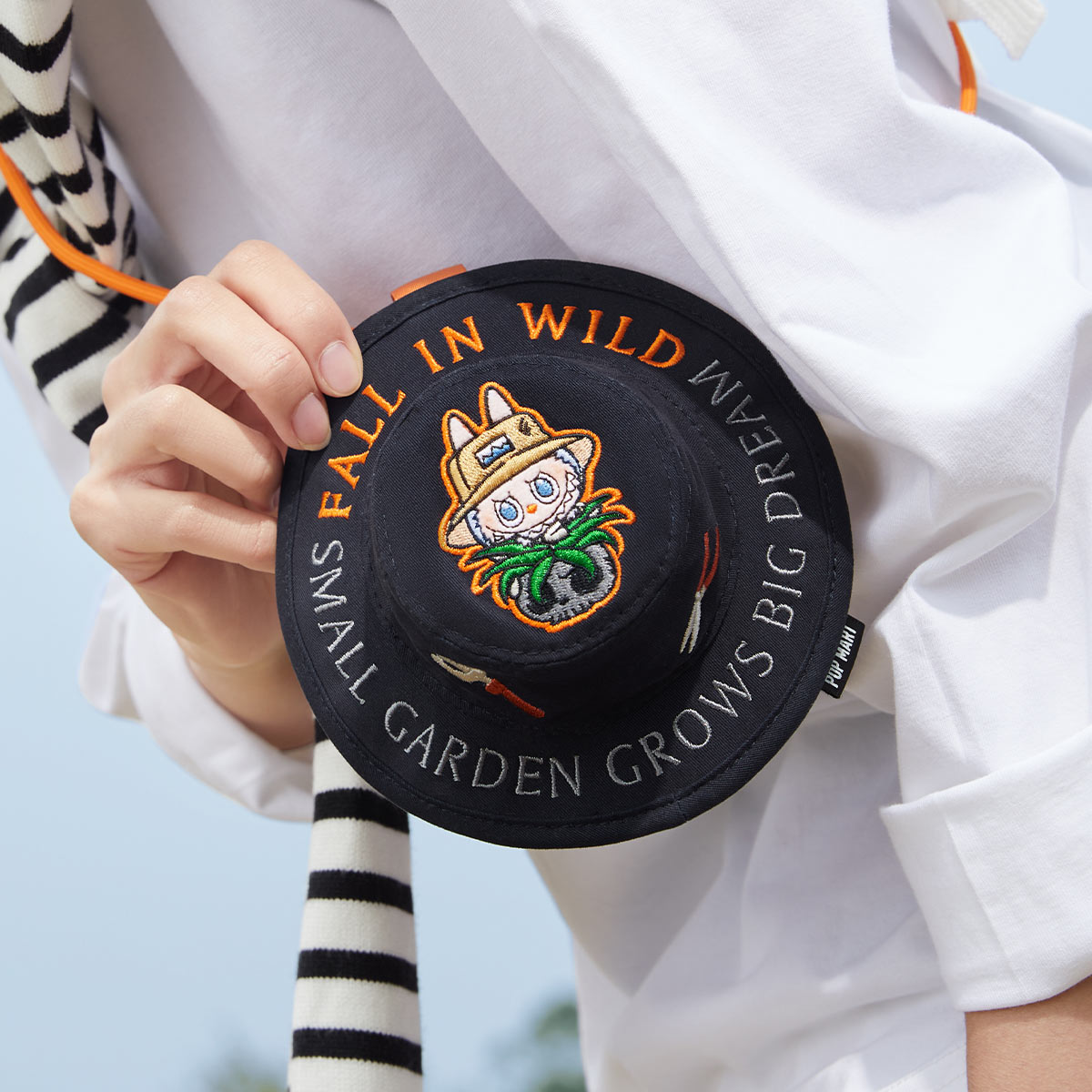 THEMONSTERSFALLIN WILD新品未開封POPMART x2 POP NOW:THE MONSTERS FALL IN WILD SERIES-Bucket Hat Mini Bag