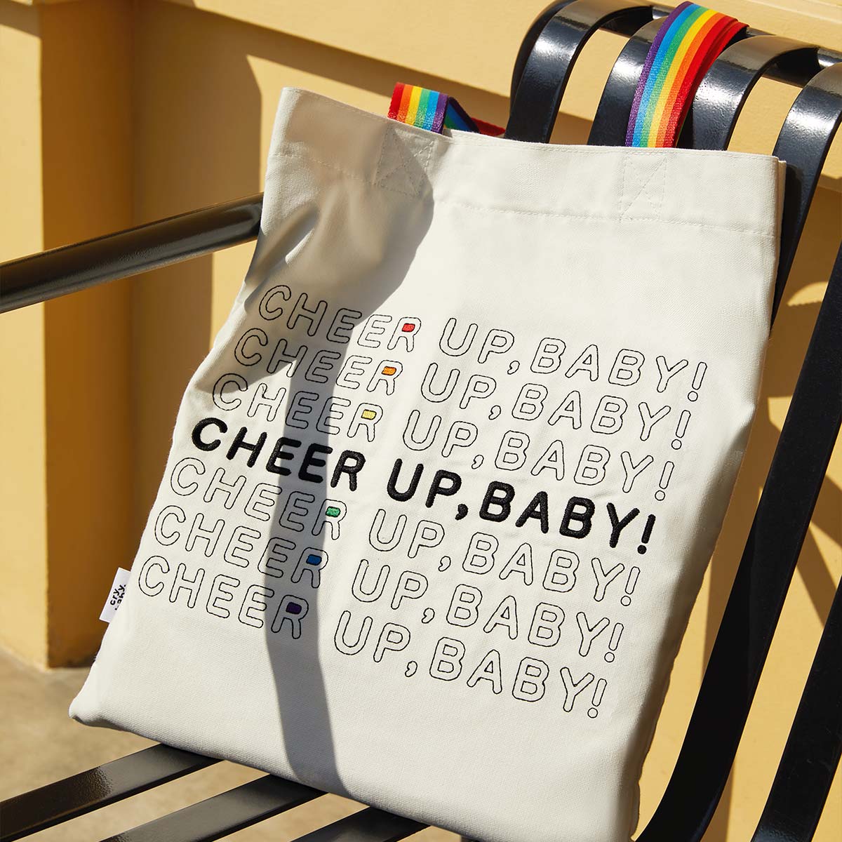 CRYBABY CHEER UP, BABY! Canvas Bag(3個です) CRYBABY CHEER UP, BABY! SERIES-Canvas Bag - POP MART (Hong