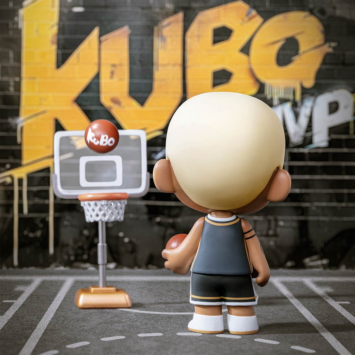 KUBO MVP FIGURE - POP MART (Hong Kong, China)