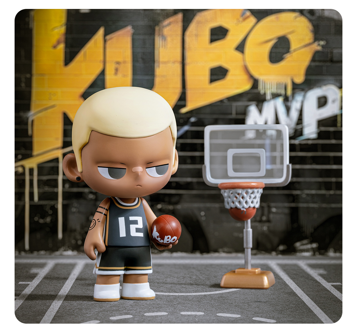 KUBO MVP FIGURE - POP MART (Hong Kong, China)