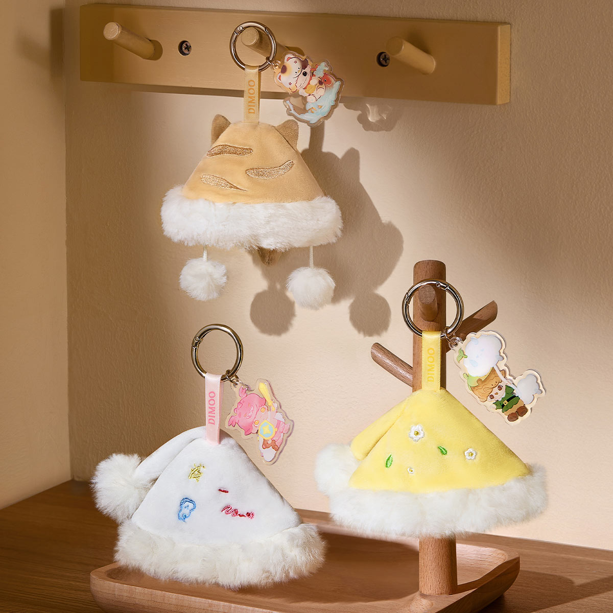 DIMOO Weaving Wonders Series-Pendant Blind Box - POP MART (Hong