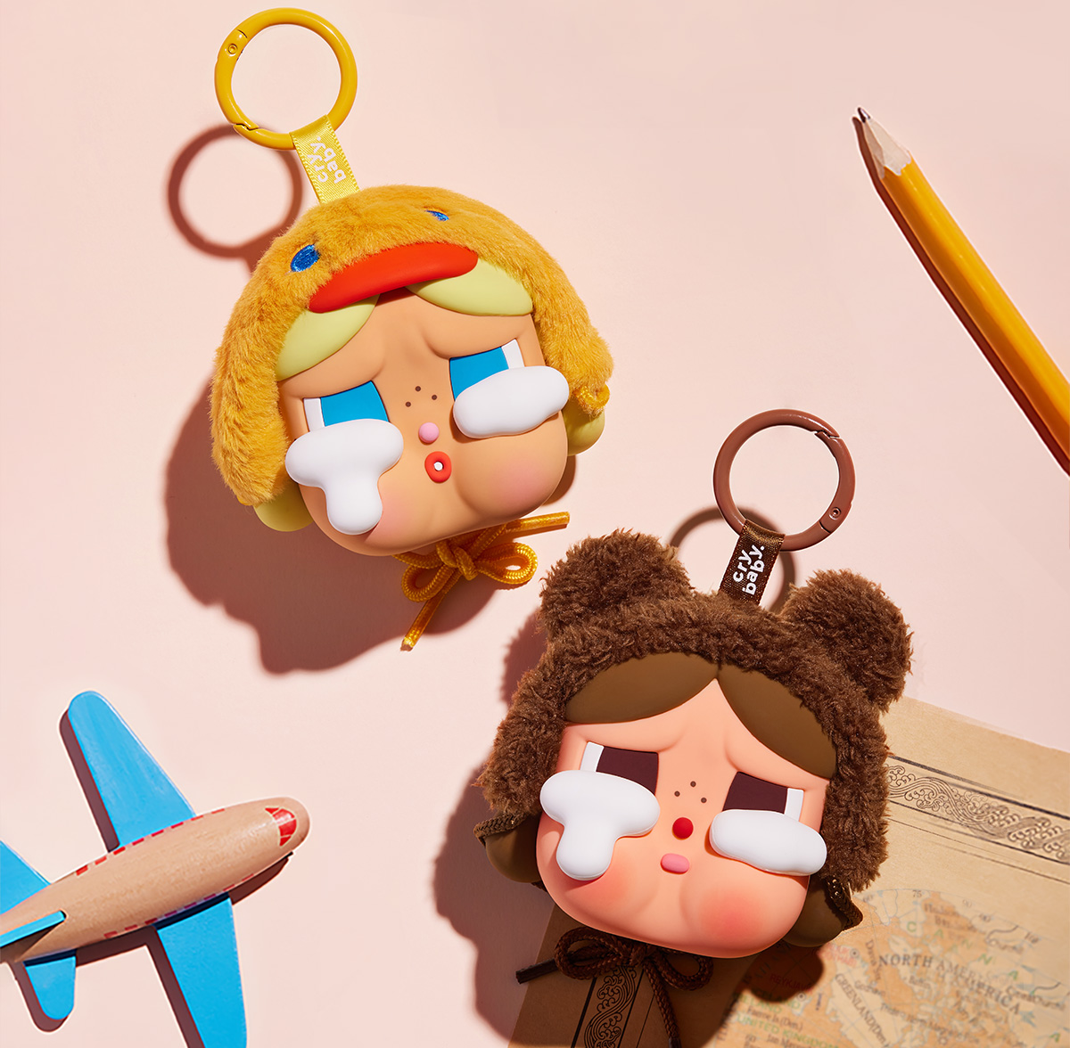 最安値　CRYBABY Crying Again イヤホンケース POPMART CRYBABY Crying Again Series-Earphone Case - POP MART (United