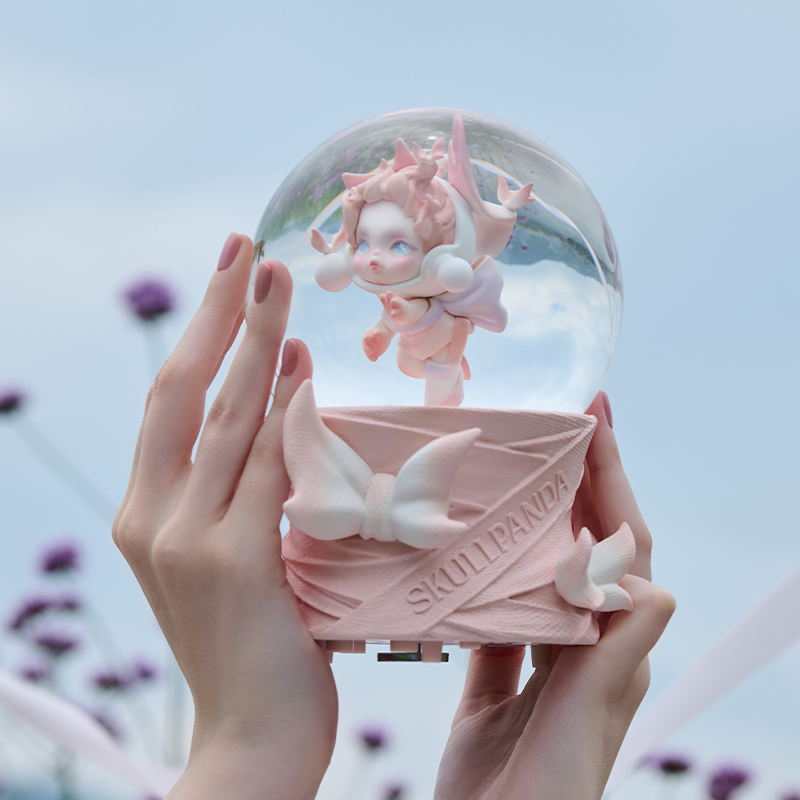 スカルパンダcrystal ball 限定品　ポップマート スカルパンダcrystal ball 限定品 ポップマート スカルパンダ