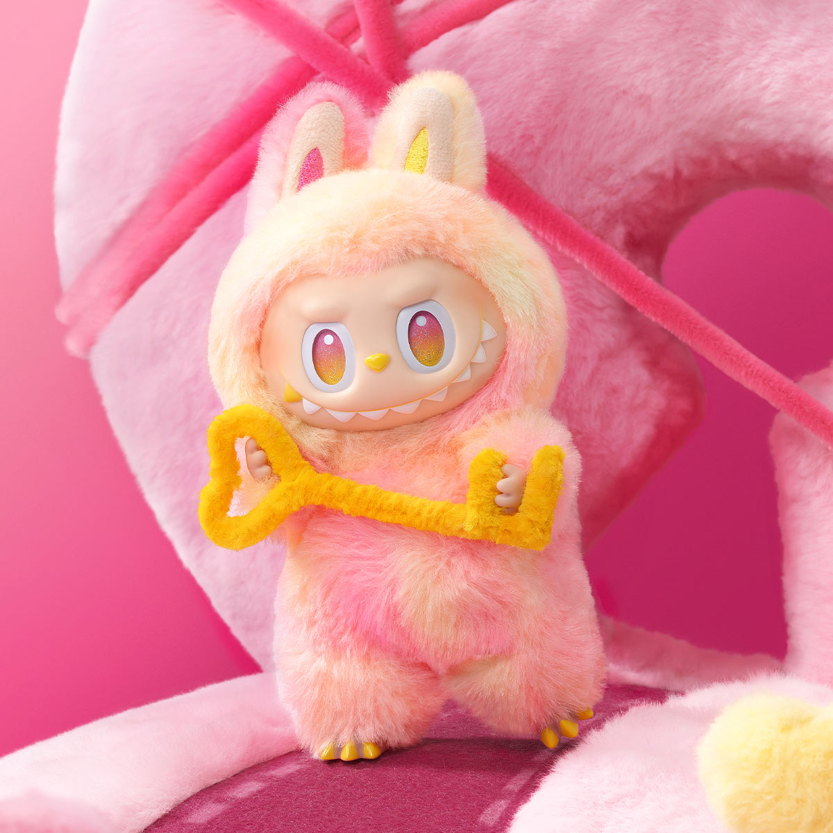 POP MART BIG INTO ENERGY BOX 6個入り THE MONSTERS Big into Energy Series-Vinyl Plush Pendant