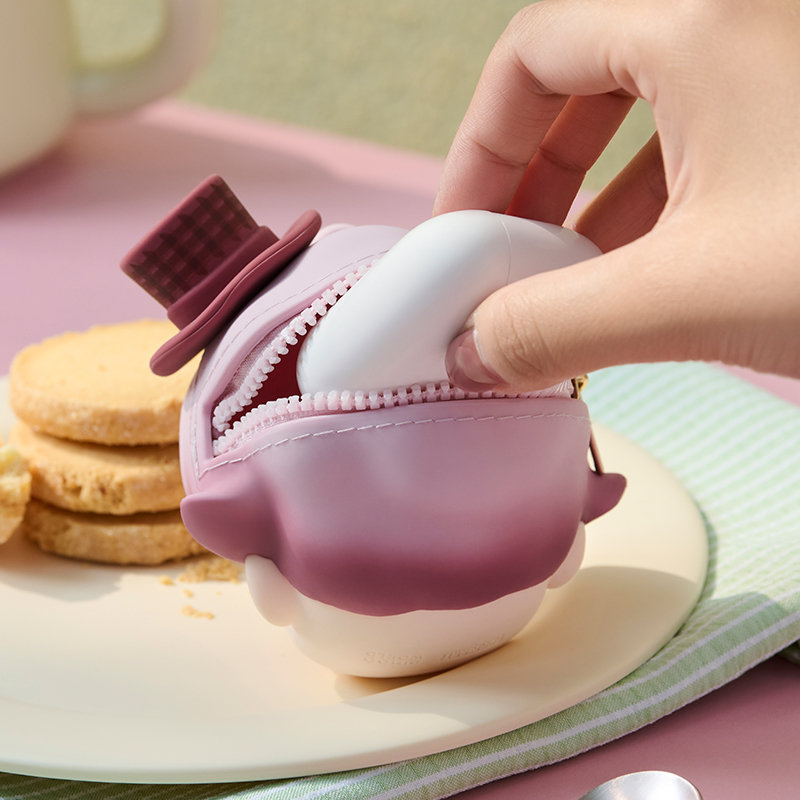 popmart DIMOO Crush on Coffee イヤホンケース DIMOO Crush on Coffee Series-Earphone Case Blind Box - POP MART