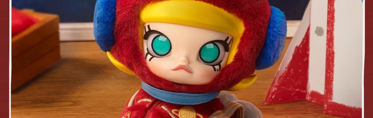 MOLLY Hello, Moon 1/8 Action Figure - POP MART (Hong Kong, China)