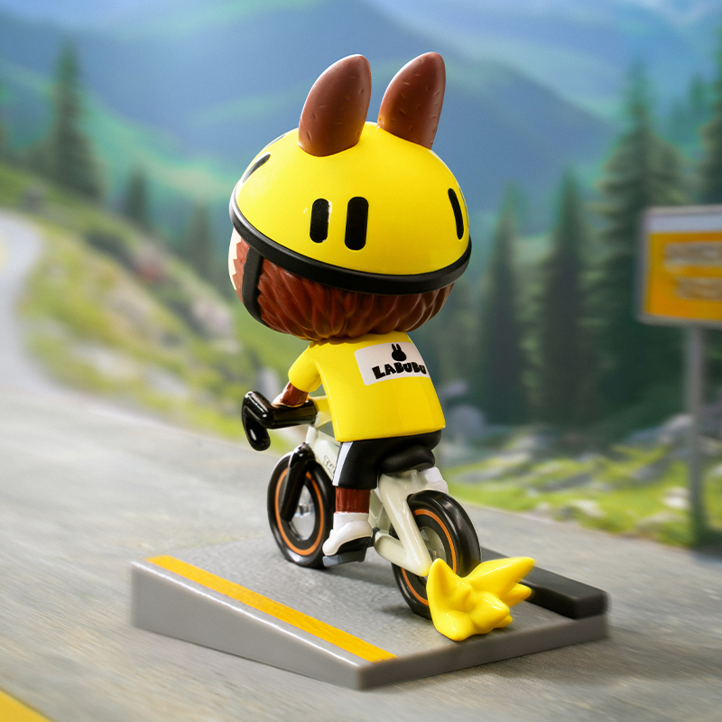 LABUBU Summer Ride Figure - POP MART (Hong Kong, China)