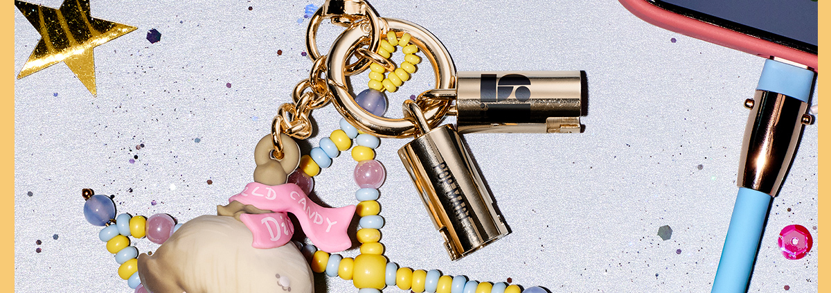 Let's celebrate POP MART 's 15th Anniversry Series-Cable Pendant